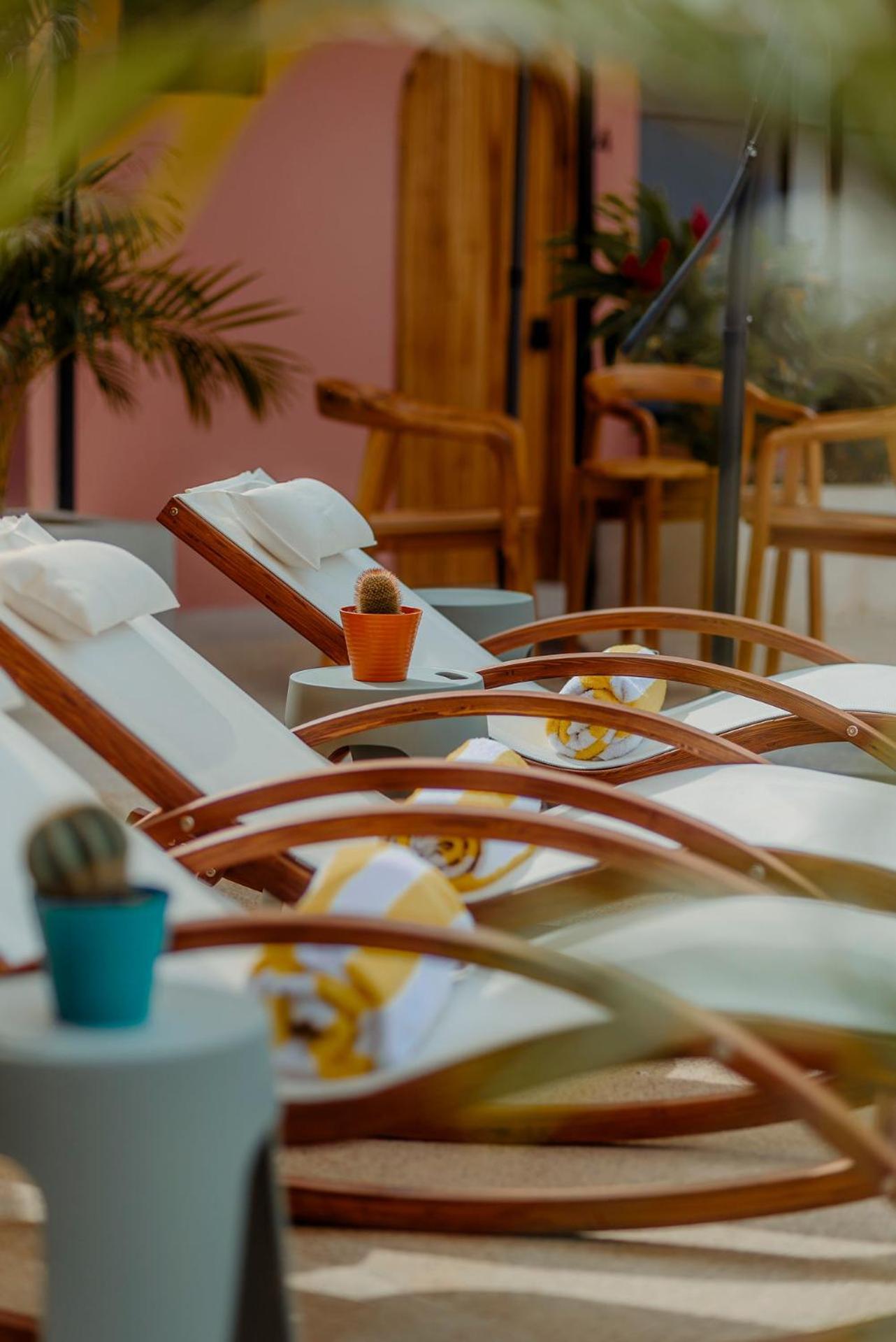 Hotel Amavi Хако Экстерьер фото